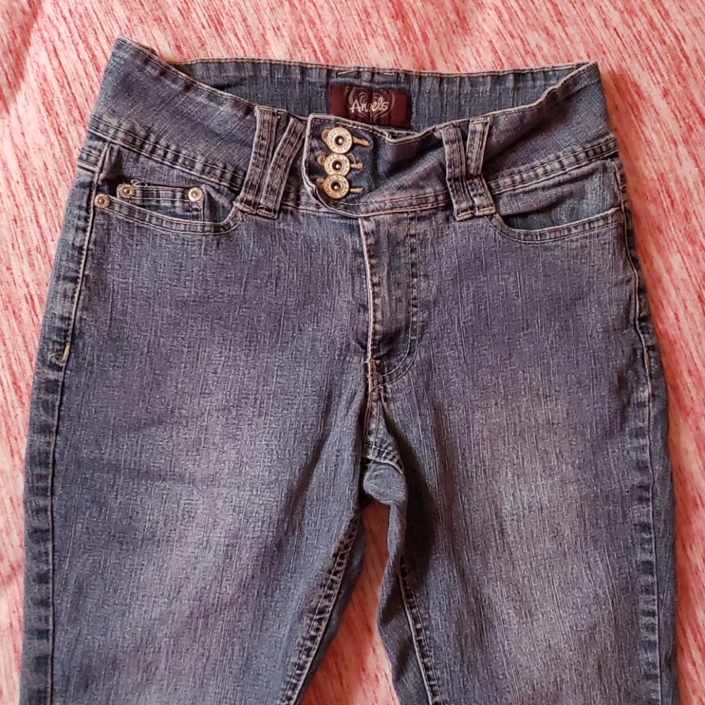 Comfy high waisted authentic jeans
